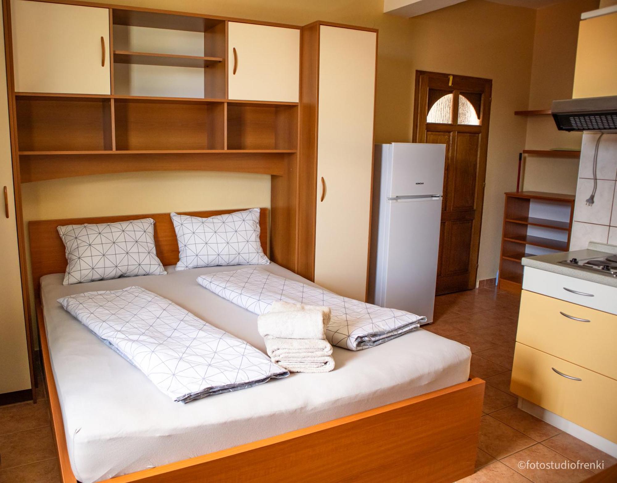 Guesthouse Marija 洛帕 外观 照片