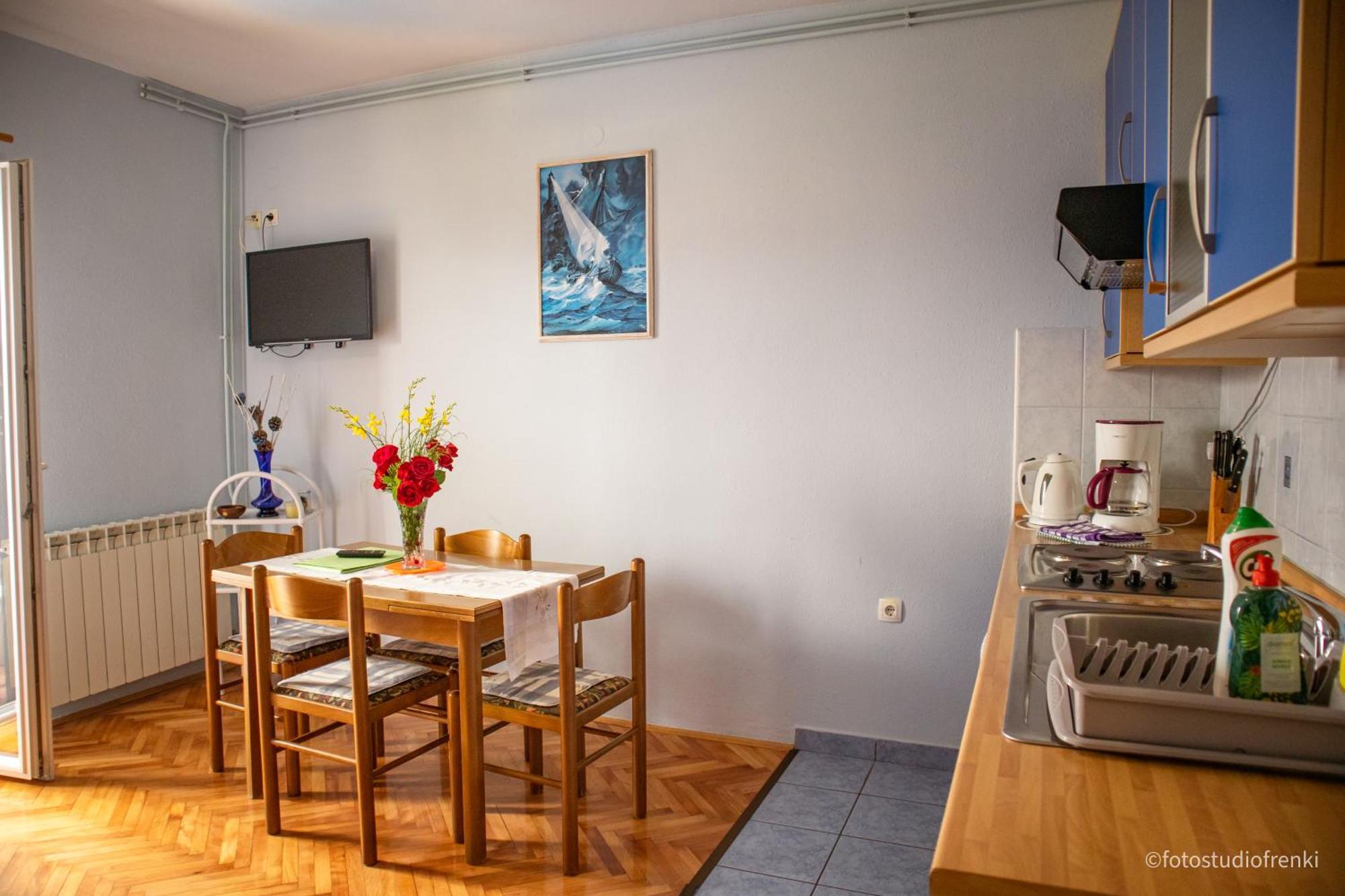 Guesthouse Marija 洛帕 外观 照片