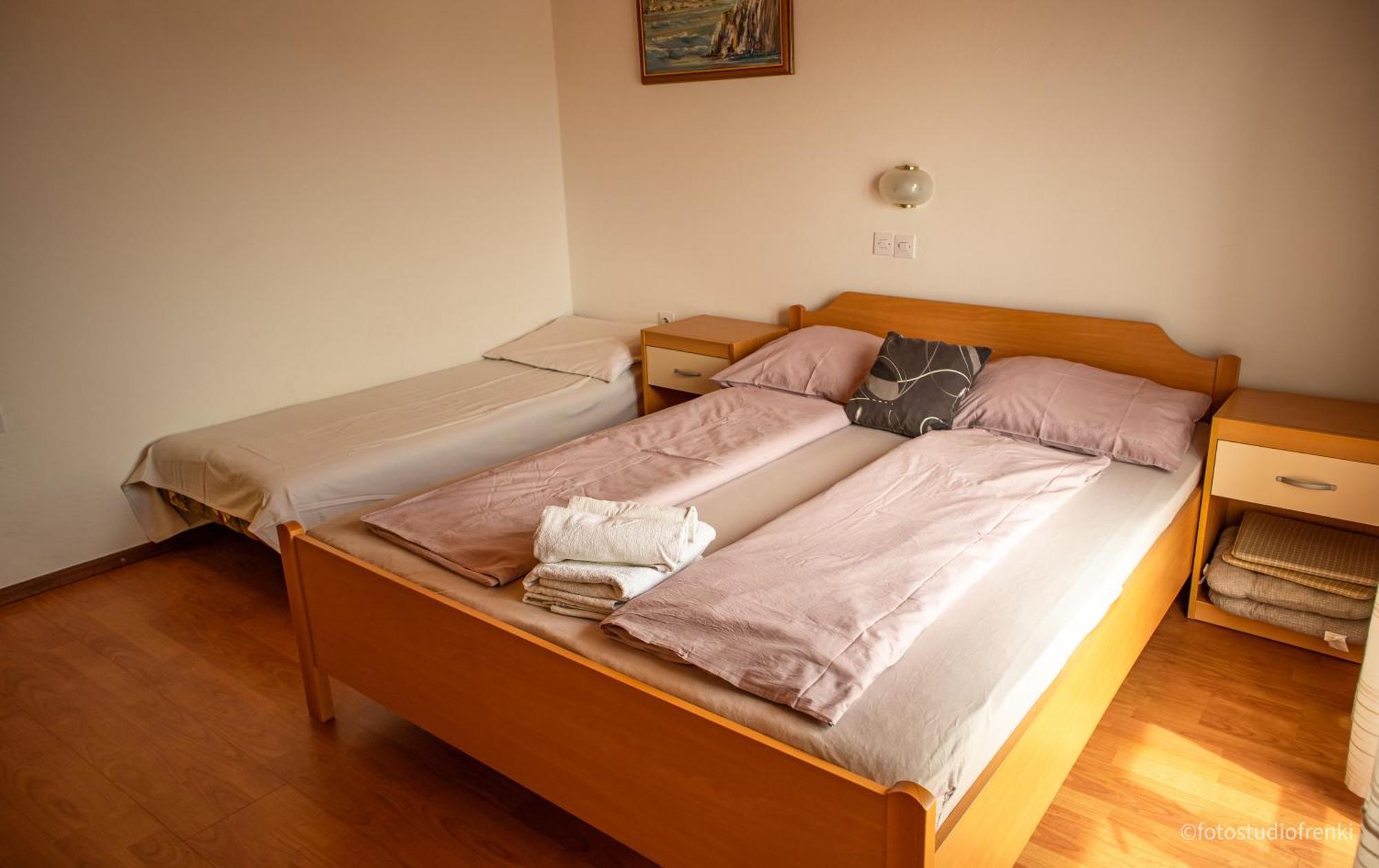 Guesthouse Marija 洛帕 外观 照片