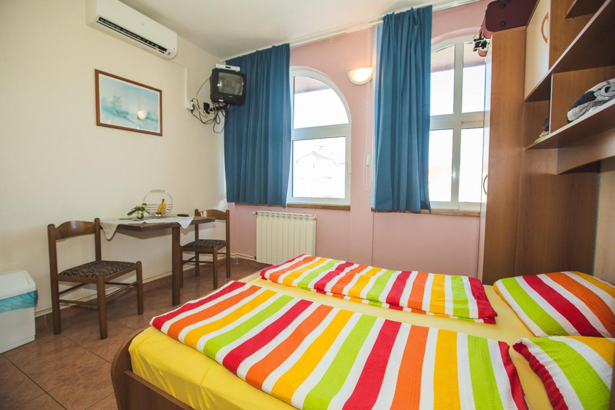 Guesthouse Marija 洛帕 外观 照片